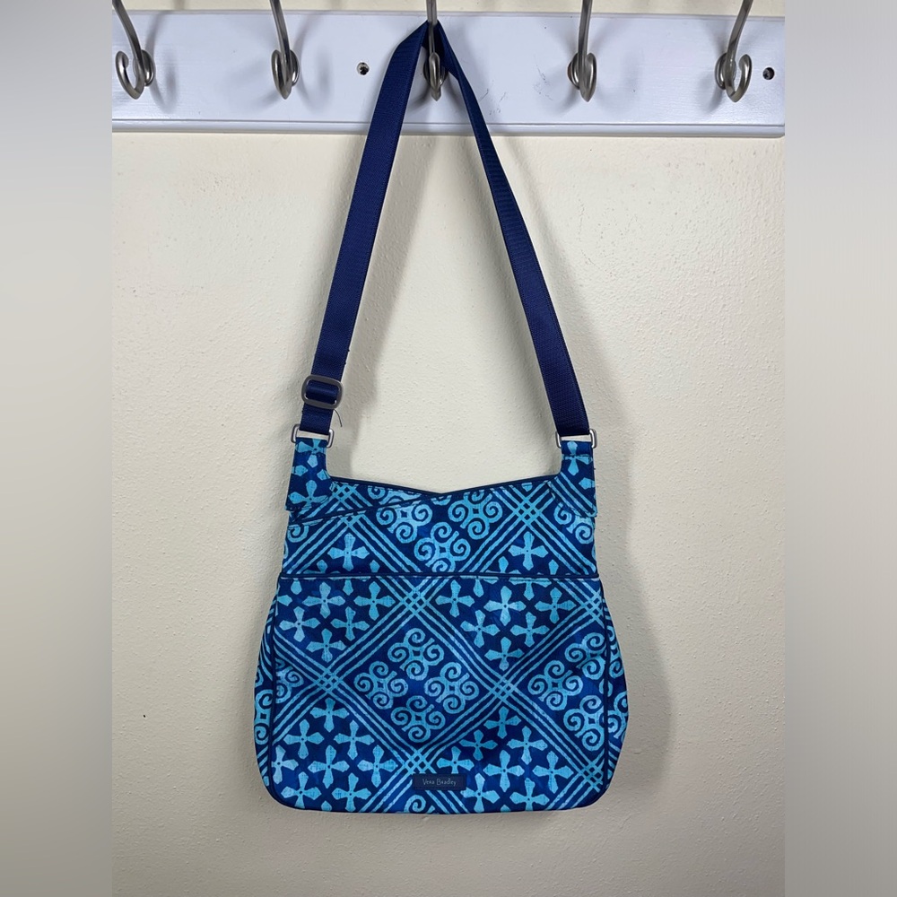 VERA BRADLEY Cuban Tiles Blue Crossbody
